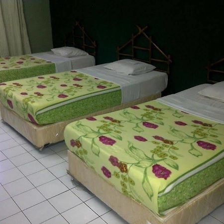 Goodwood Inn Kuching Esterno foto