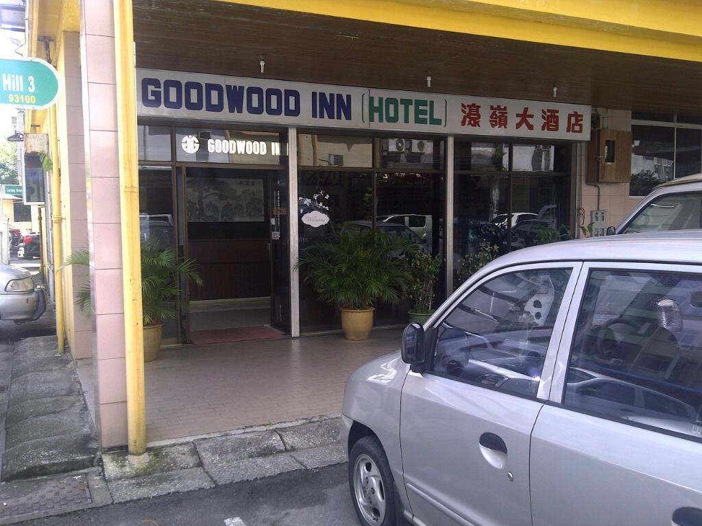Goodwood Inn Kuching Esterno foto
